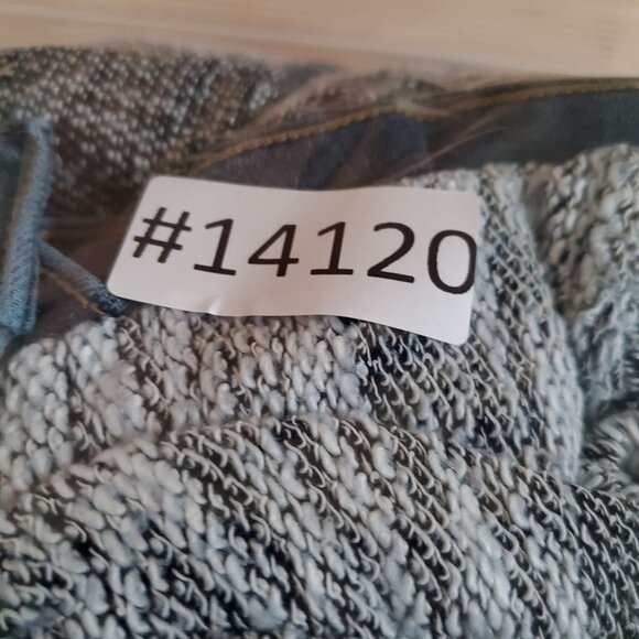 Torrid Jacket Womens 0X Blue Denim Jacket With Knit Sleeves - Picture 9 of 9